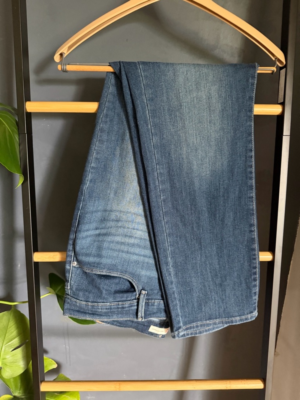 Levi Strauss Signature High-Rise Straight Jeans – Size 16 Short (W33 L30)